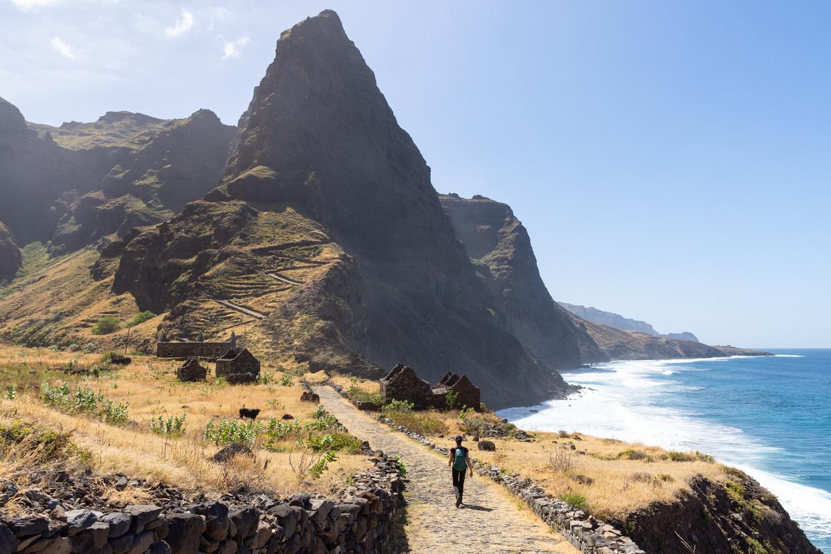 Santo Antão Hiking Guide